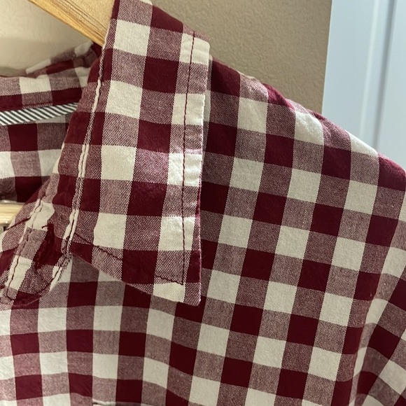 Wrangler plaid button down - Picture 2 of 11